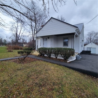 41 Summer Sky Dr, Rochester, NY 14623
