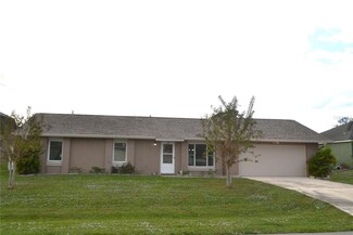 720 Cottbus Ave NW, Palm Bay, FL 32907