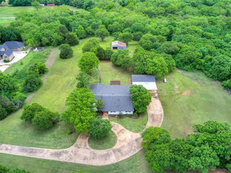400 Carpenter Trail, Arcadia, OK 73007