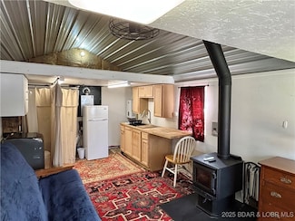 31475 Ivy Bend Rd, Stover, MO 65078