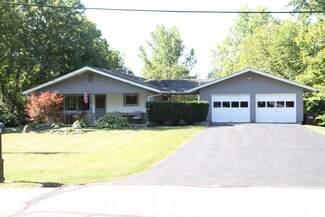 2139 Greenlawn Dr, Delaware, OH 43015