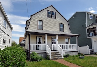 52 Samoset Ave, Hull, MA 02045