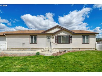 3069 SW River View Dr, Pendleton, OR 97801