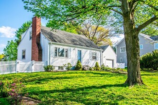 12 Patton Rd, Wellesley, MA 02482