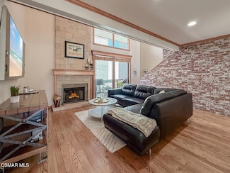 16030 Moorpark St Unit 10, Encino, CA 91436