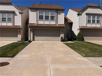 1465 Durham Dr, Broadview Heights, OH 44147