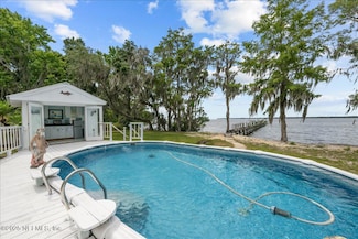 208 School Rd, East Palatka, FL 32131
