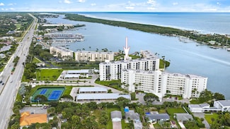 19800 Sandpointe Bay Dr Unit 406, Tequesta, FL 33469