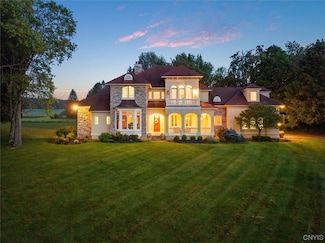 306 Georgetown Square, Clinton, NY 13323