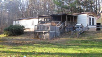139 Peverly Rd, Northfield, NH 03276