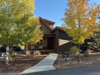 66 Cottage Lake Ln, Eureka, MT 59917