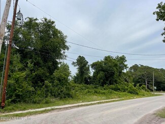 229 N Highway 17, Palatka, FL 32177