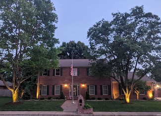 7477 Arbor Ridge Dr, Newburgh, IN 47630