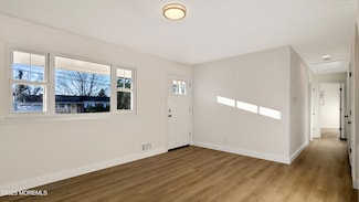 8 Norman Dr, Neptune, NJ 07753