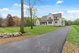 12 Cottage Rd, Newbury, MA 01951