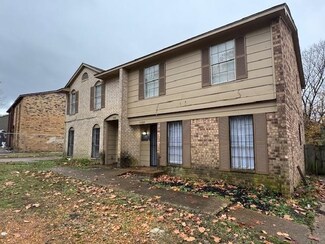 5595 Apple Blossom Dr, Memphis, TN 38115