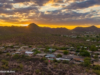 3011 W San Juan Dr, Tucson, AZ 85713