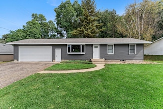 647 21st St, Red Wing, MN 55066