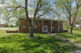 711 Hulen Dr Unit 2, Columbia, MO 65203