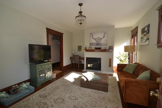 28 Saint Albans St N Unit 4N, Saint Paul, MN 55104