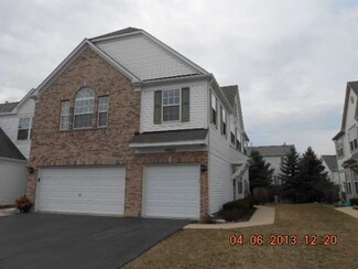 2903 Stonewater Dr Unit 38, Naperville, IL 60564