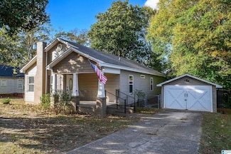 1812 4th Ave N, Clanton, AL 35045