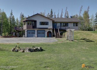 2050 N Laurel Dr, Palmer, AK 99645