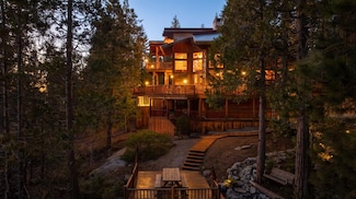39553 Crest Point Ln, Shaver Lake, CA 93664