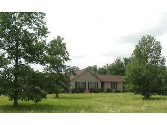 2411 Beech Rd, Johnstown, OH 43031