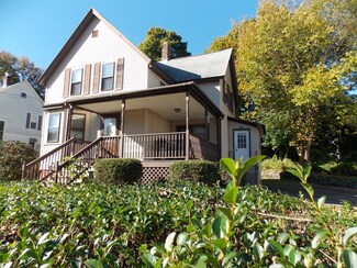 36 Agate Ave, Worcester, MA 01604