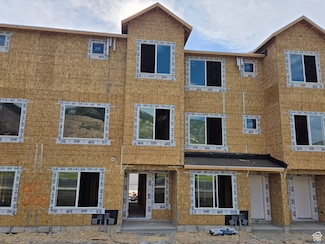 1280 N 375 St E Unit 151, Harrisville, UT 84404