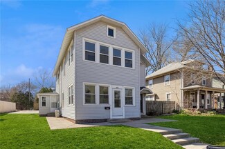 1068 36th St, Des Moines, IA 50311