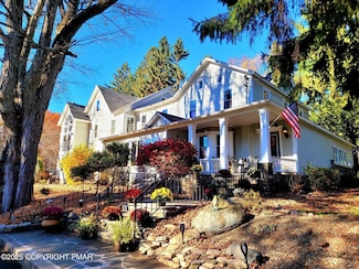 2735 Route 390, Canadensis, PA 18325