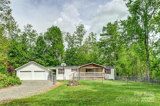 4 Peaceful Ln, Fletcher, NC 28732