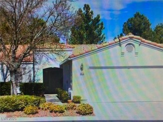 8816 Crystal Port Ave, Las Vegas, NV 89147