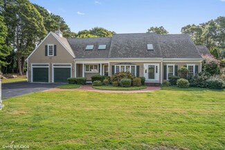 134 Country Club Dr, Yarmouth Port, MA 02675