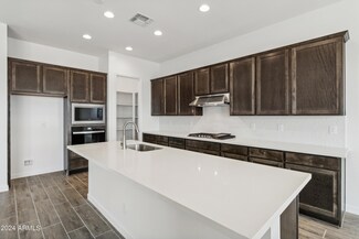 6035 S Adelle, Mesa, AZ 85212