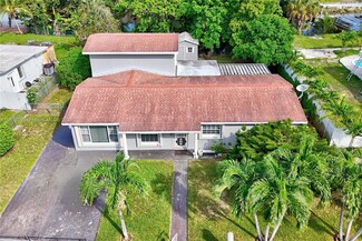 5441 NW 174th Dr, Miami Gardens, FL 33055