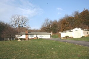 2616 Burlington Rd, Letts, IA 52754