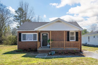 291 Stancil Rd, Rossville, GA 30741