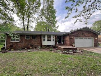 609 Spencer Dr, Paragould, AR 72450