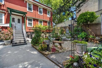 418 4th St, Union City, NJ 07087