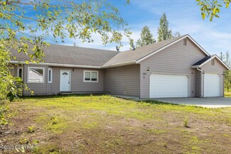 1165 Marsh Laurel Ave, North Pole, AK 99705