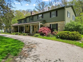 7763 Silver Fox Dr, Youngstown, OH 44512