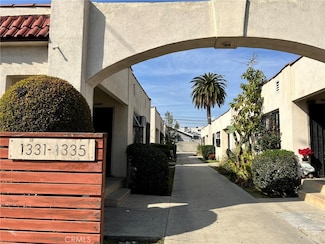 1331 S Mariposa Ave, Los Angeles, CA 90006