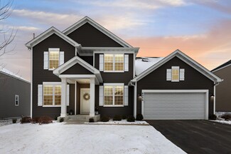 8286 Arrowwood Ln N, Maple Grove, MN 55369