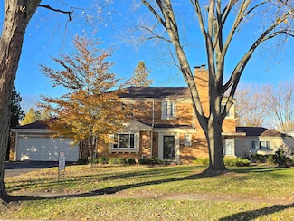 2307 Nurmi Dr, Bay City, MI 48708