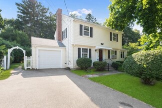 10 Oak St, Natick, MA 01760