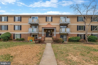 4300 Buckman Rd Unit D, Alexandria, VA 22309