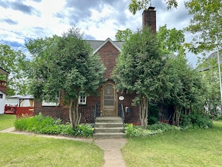 116 E Somo Ave, Tomahawk, WI 54487